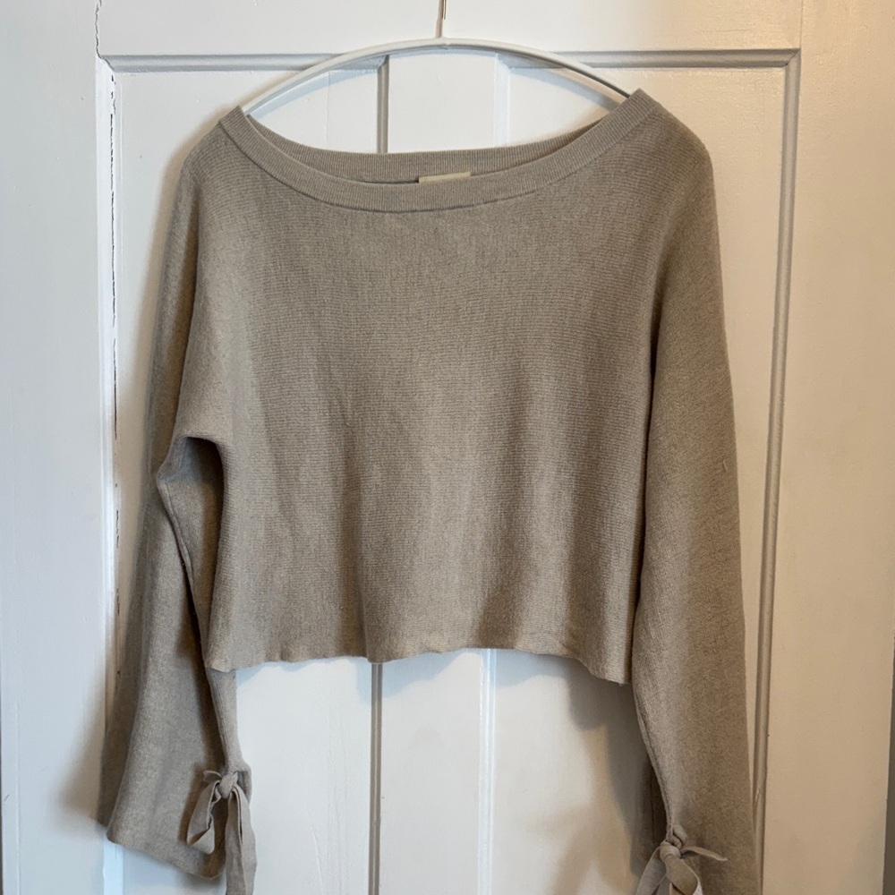 Wilfred Beige Cropped Sweater with Tie Sleeves